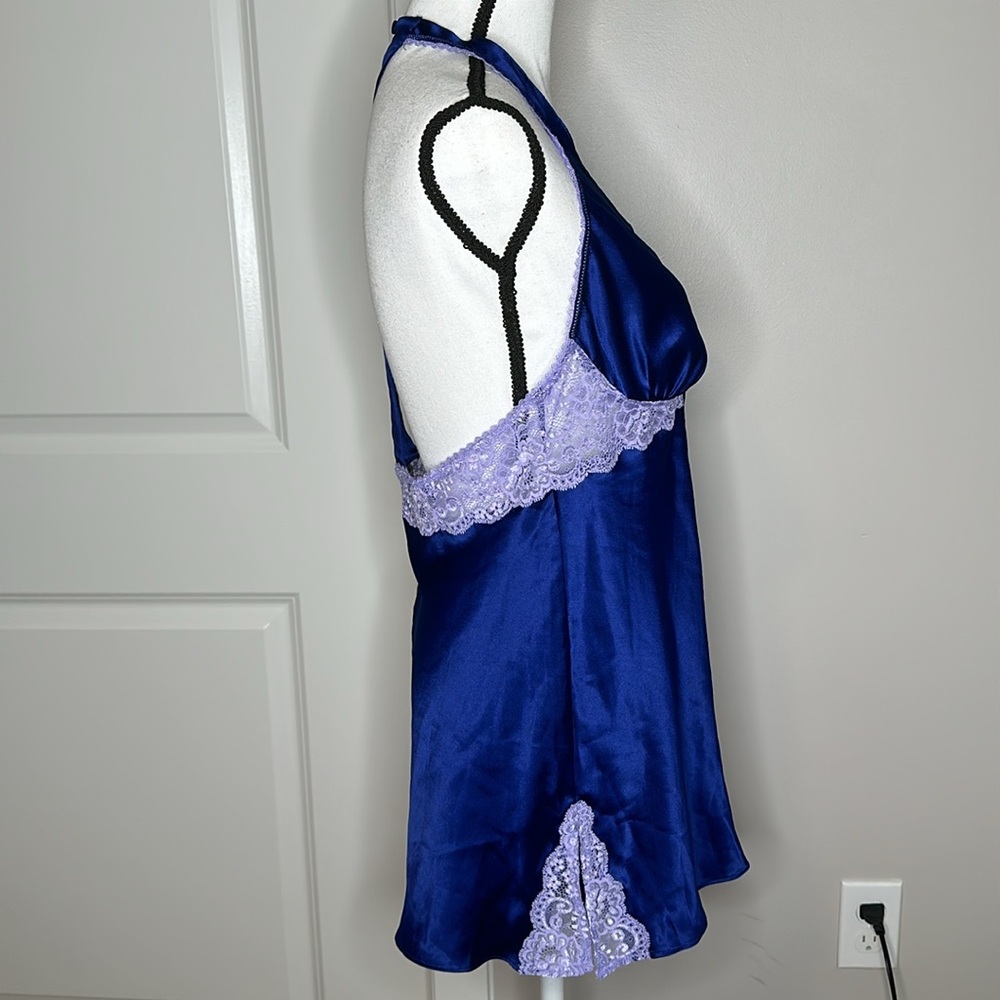 Victoria’s Secret Satin and Lace Teddy - Picture 2 of 8